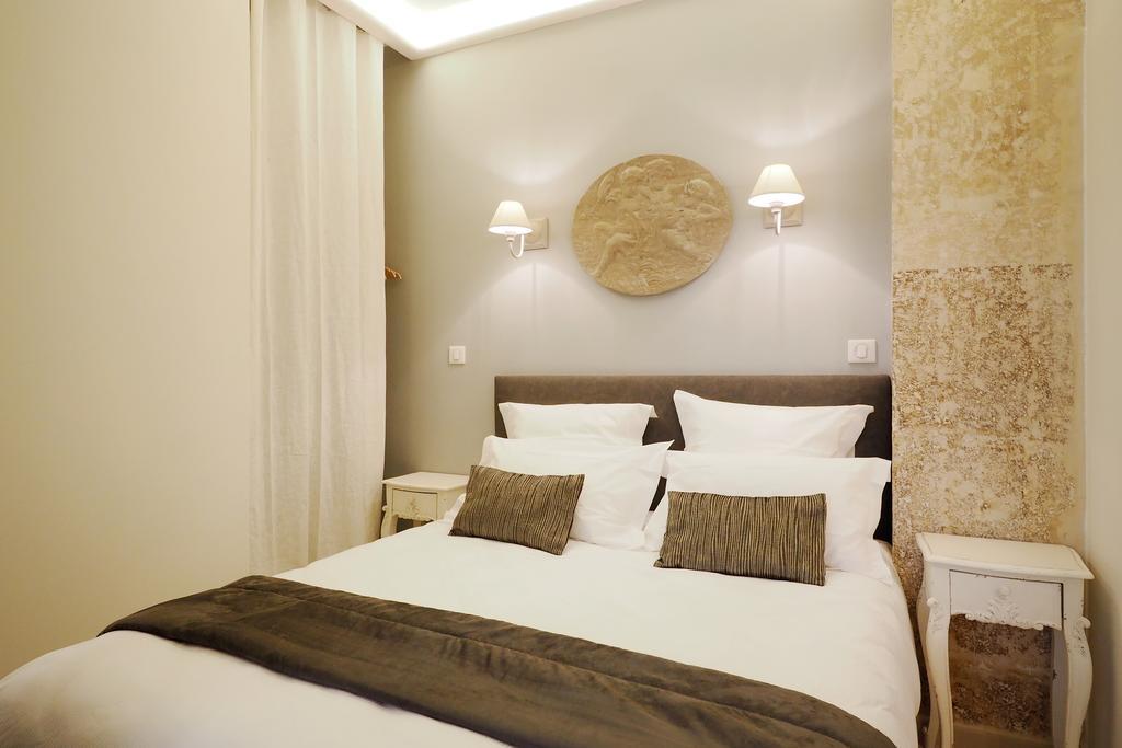 Saint Germain Cosy Chicsuites Paris Room photo